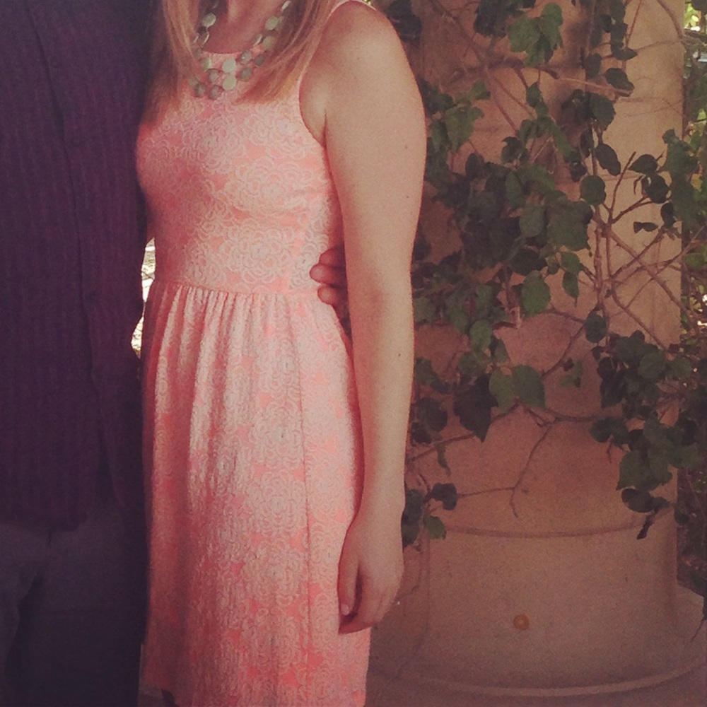 Spring/Summer Dress - Picture 4 of 4